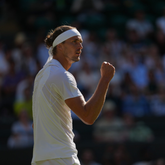 Zverev maksimalan, Koboliju maraton protiv Hačanova