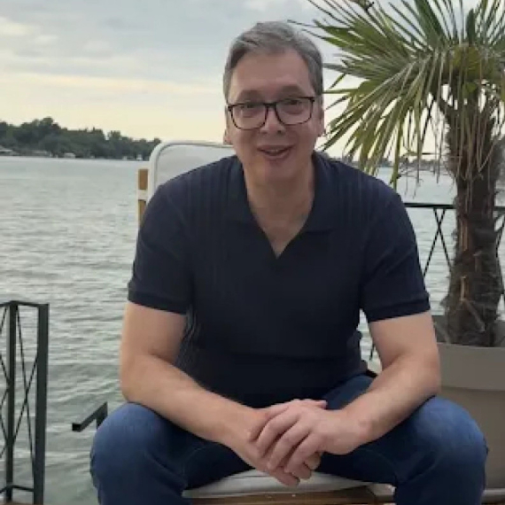 Vučić na Savi: "Došao sam na čuveno srpsko more"; "Sa Sinišom sam obišao EXPO, radimo vredno" VIDEO