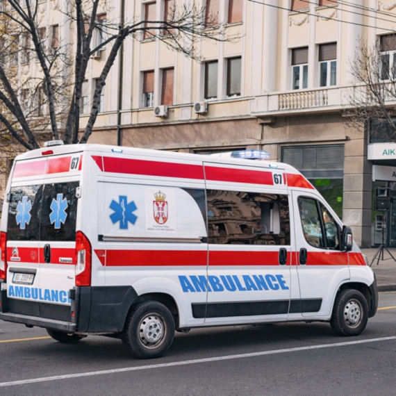 Četvoro povređenih: U  ovom Sadu dve saobraćajke u sat vremena na par stotina metara udaljenosti