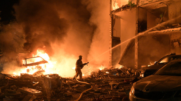 Rat – dan 1.610: Ukrajinci napali Krim; Preko 20 povređenih u Zaporožju; Usvojene nove sankcije FOTO/VIDEO