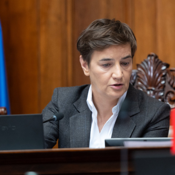 Brnabić odgovorila Piculi: "Ako bi mogao na vlast da dovede blokadere poslušnike..." FOTO
