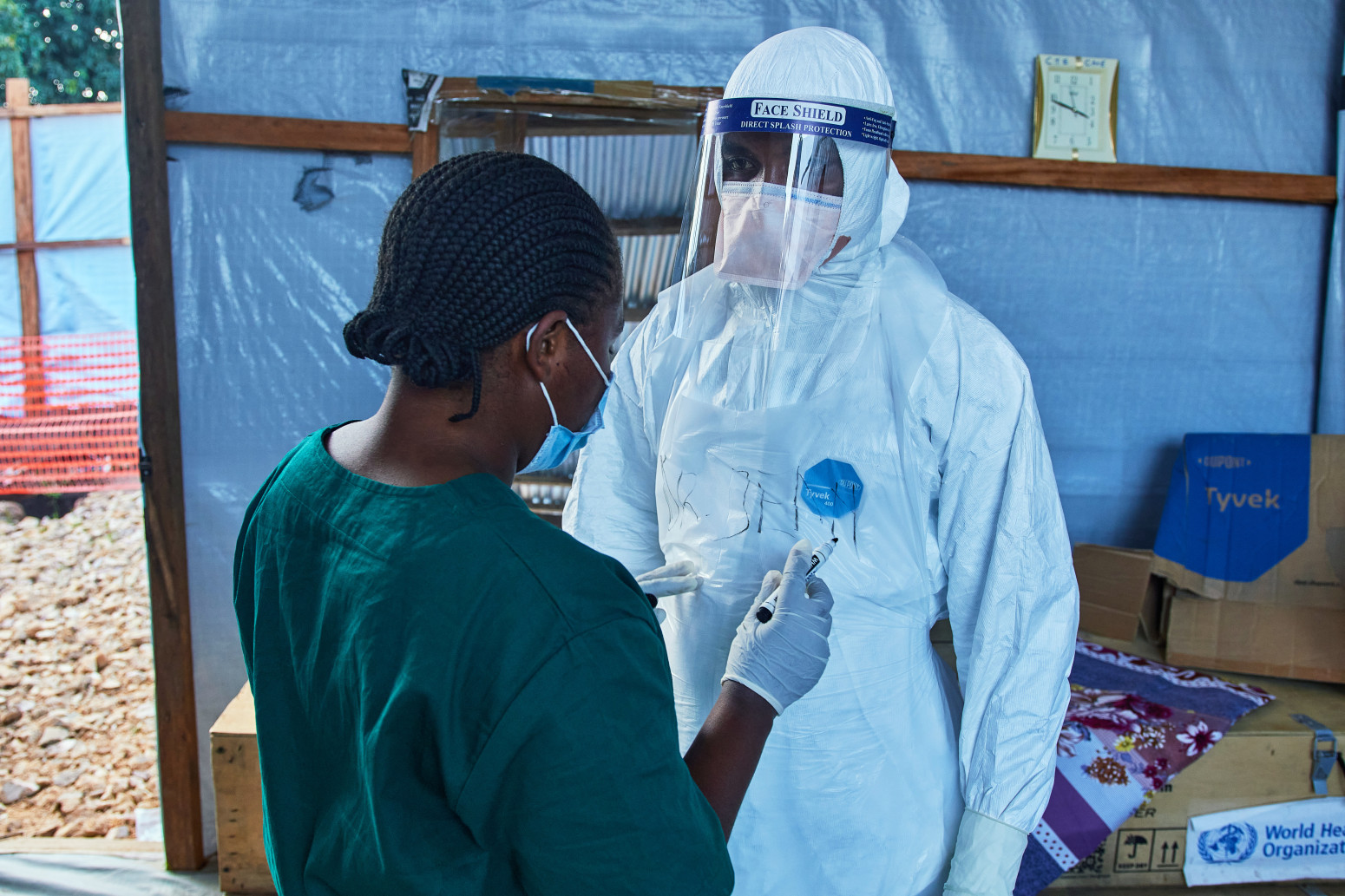 Ebola se širi bez kontrole: Hiljade zaraženih i više od 1.500 mrtvih u Kongu