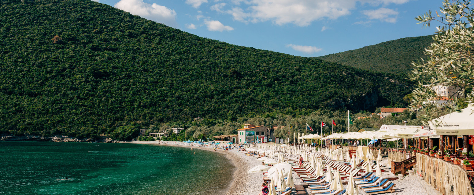 Skriveni dragulj crnogorskog primorja: Jedna od najlepših plaža sa netaknutom prirodom i tirkiznim morem  FOTO
