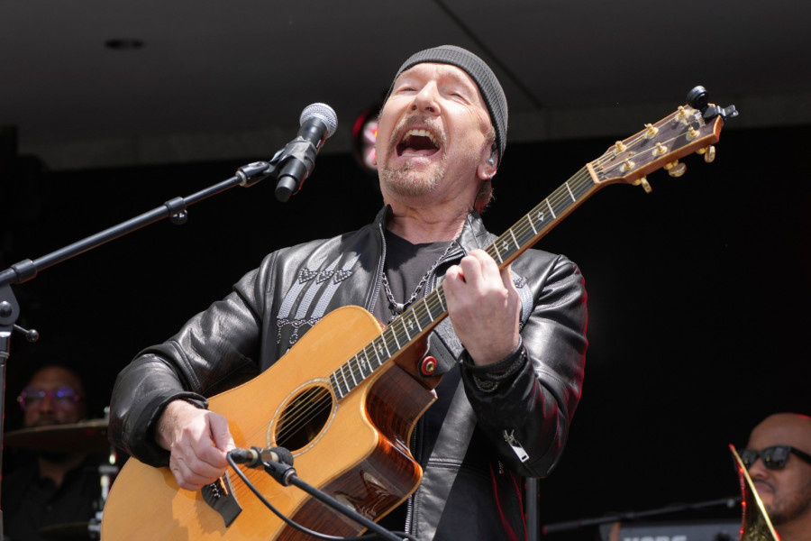 U2 proslavljaju 50 godina benda novim albumom Street of Dreams VIDEO