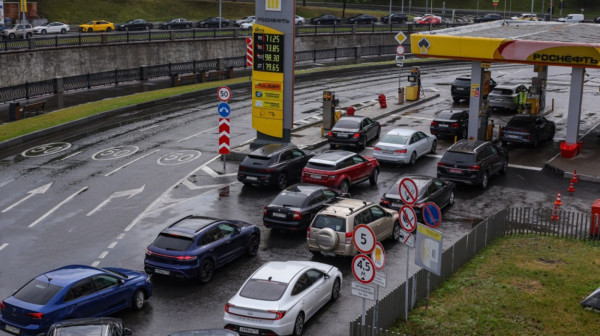 Pripremaju se za najgori scenario? Građani pozvani da štede gorivo