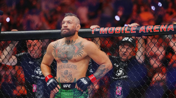 Povratak iz noćne more: Mekgregor se vratio i odmah doživeo novi šok! VIDEO