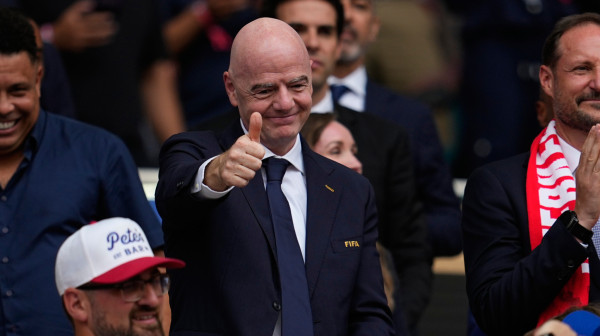Mundijal gori od kontroverzi, a Infantino ćaska sa Trampom