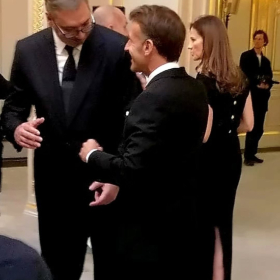 Vučić na svečanoj večeri u čast svetskih lidera; "Bitno da budemo tamo gde se priča o budućnosti" FOTO
