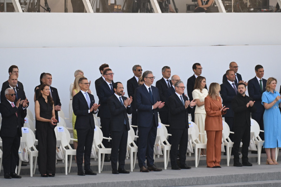 Vučić - first Serbian President to attend France