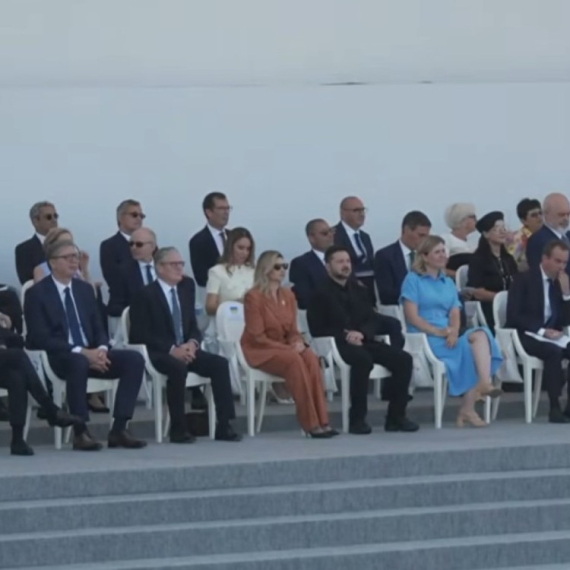 Hrvatski mediji pišu: Vučić sedeo u prvom redu na vojnoj paradi u Parizu, a Plenković u drugom