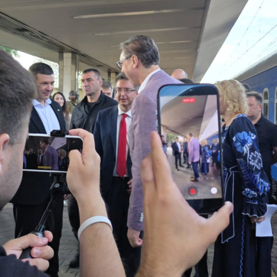 Vučić stigao u Kijev na Samit Jugoistočna Evropa - Ukrajina; Takozvano Kosovo nije pozvano VIDEO