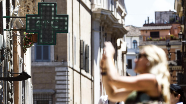 These are the scorching temperatures recorded across Serbia at noon; But the worst is yet to come