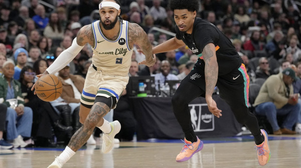 Milvoki dao Trentu 64 miliona – NBA liga zaustavila sve!