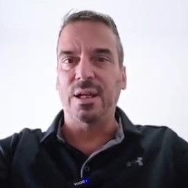 Laž dana; Piper: "Jovanoviću, ostani u Parizu. Stranku si uništio, uskoro će vas narod poslati u penziju"