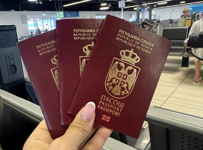 Nemate pečat u pasošu? Stručnjak otkriva da li bez njega možete da naplatite putno osiguranje
