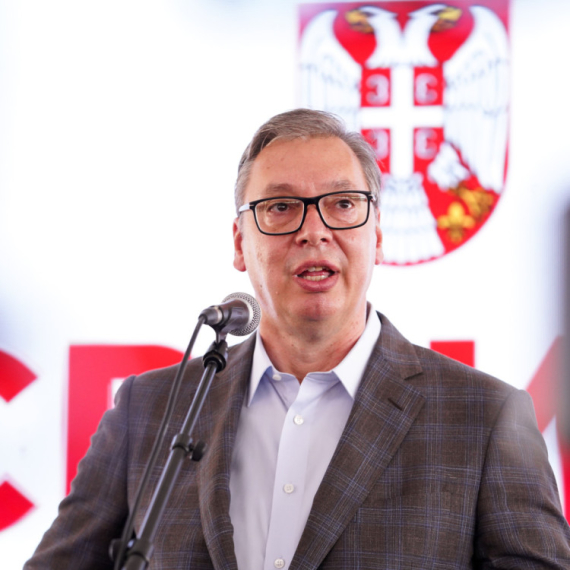 Vučić otkrio datum kada će novac leći na račune građana Srbije