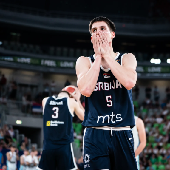 Debakl Srbije u finalu – Slovenija dominantno do evropskog zlata!; Džepina u petorci turnira
