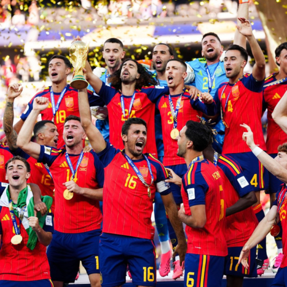 Apsolutno zasluženo: Španci su prvaci sveta – bruka Argentine (na Mesijevom oproštaju?) VIDEO