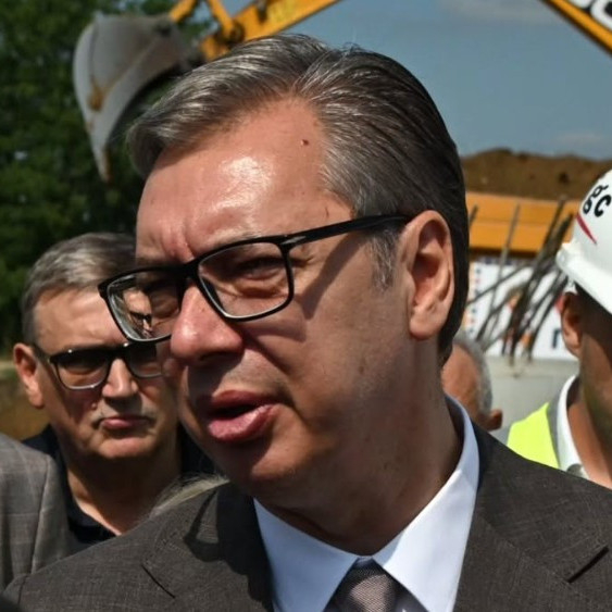 Vučić: "Neću sebi davati funkciju za koju nisam tražio glas od naroda"; "Najpre će Vlada da podnese ostavku"