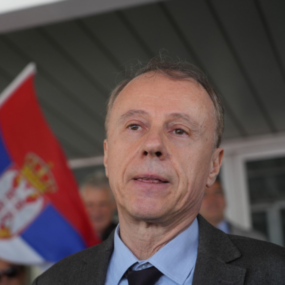 Troši novac iz budžeta države koju je hteo da ruši; Đokić od početka godine tri puta posetio Brisel