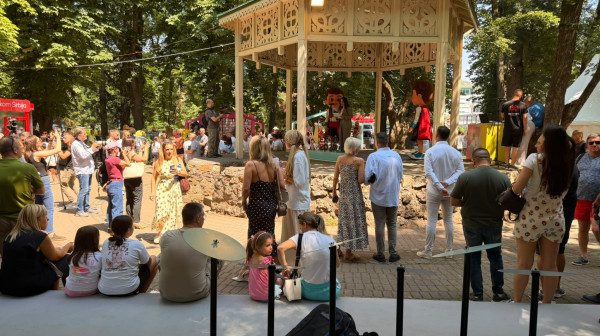 EXPO karavan na glavnom gradskom šetalištu u Vranju u nedelju