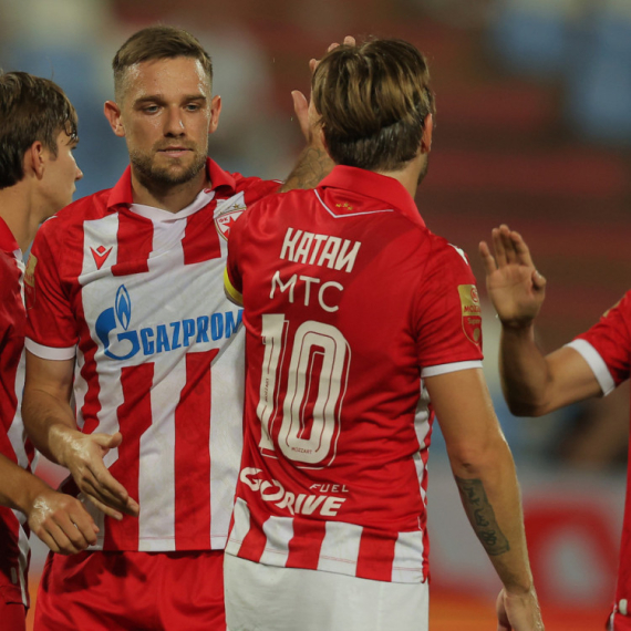 Zvezda sa 24 igrača putuje u Severnu Irsku – Stanković odredio spisak za Larn