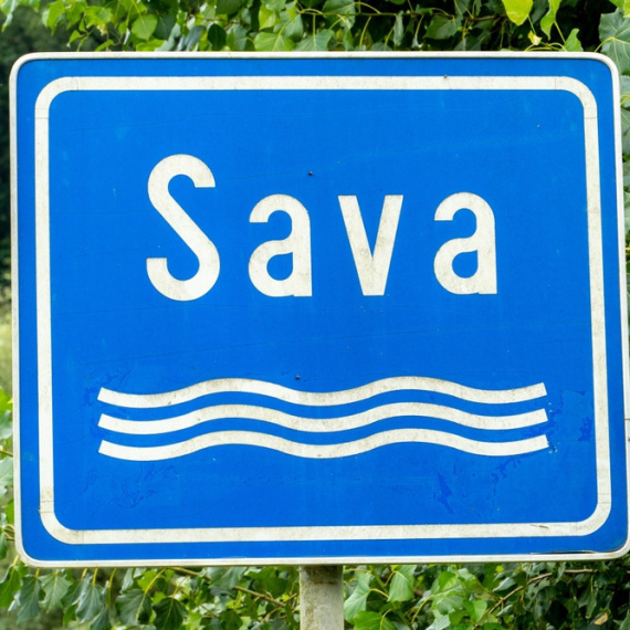 Tri osobe nestale u Savi, u toku je potraga