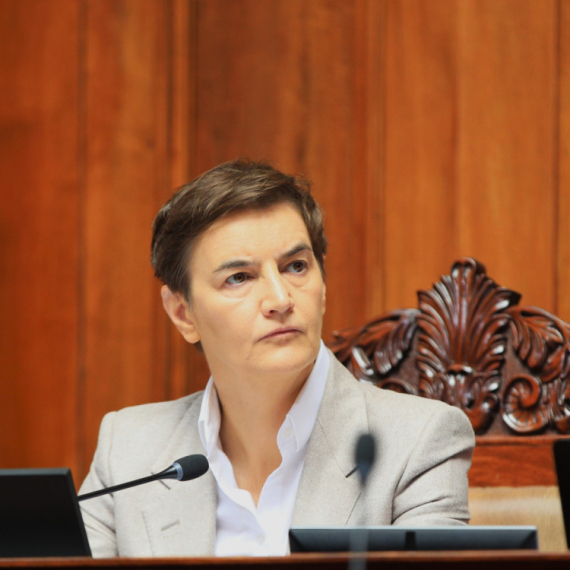 Brnabić poručila Ješiću: "Naučite nešto, kao što treba da naučite da je Vojvodina Srbija"