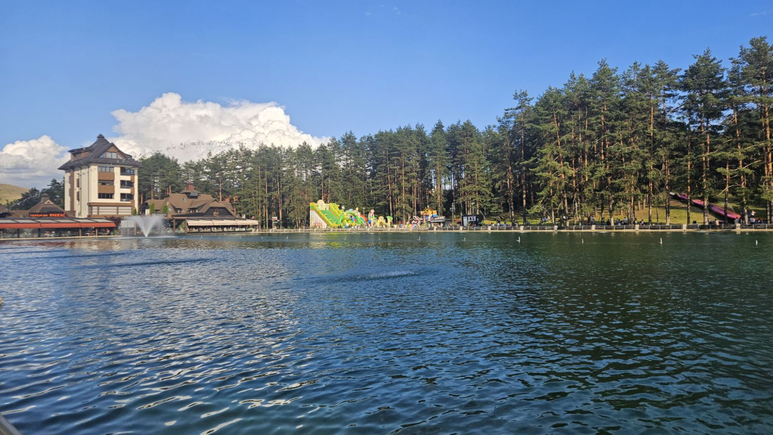 Brojevi govore više nego loši komentari: Zlatibor ponovo obara rekorde FOTO