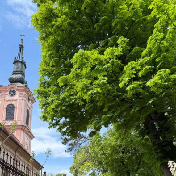 Na samo sat vremena od Beograda krije se selo koje ima dva jezera i izvor iz rimskog doba FOTO