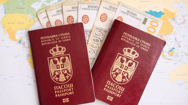 Stigli na more, noć proveli na ulici, pa nazad za Srbiju: Naši turisti žrtve prevare srpske agencije