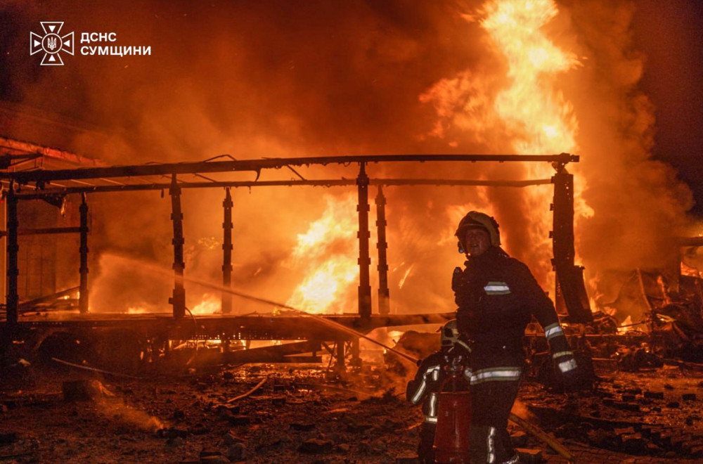 Uzbuna: Rusi brutalno napali; Hitno se oglasio Zelenski; Gori ruska rafinerija; Masovni udari FOTO/VIDEO