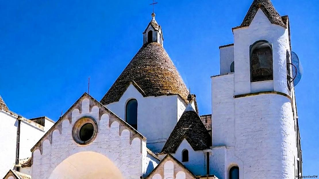 Najneobičniji gradić Italije: Alberobelo krije neverovatne priče FOTO