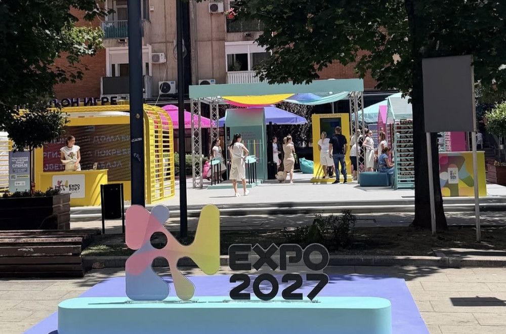 Paviljon igre razigrao Vranje: Pesma, igra i osmesi obeležili EXPO karavan FOTO