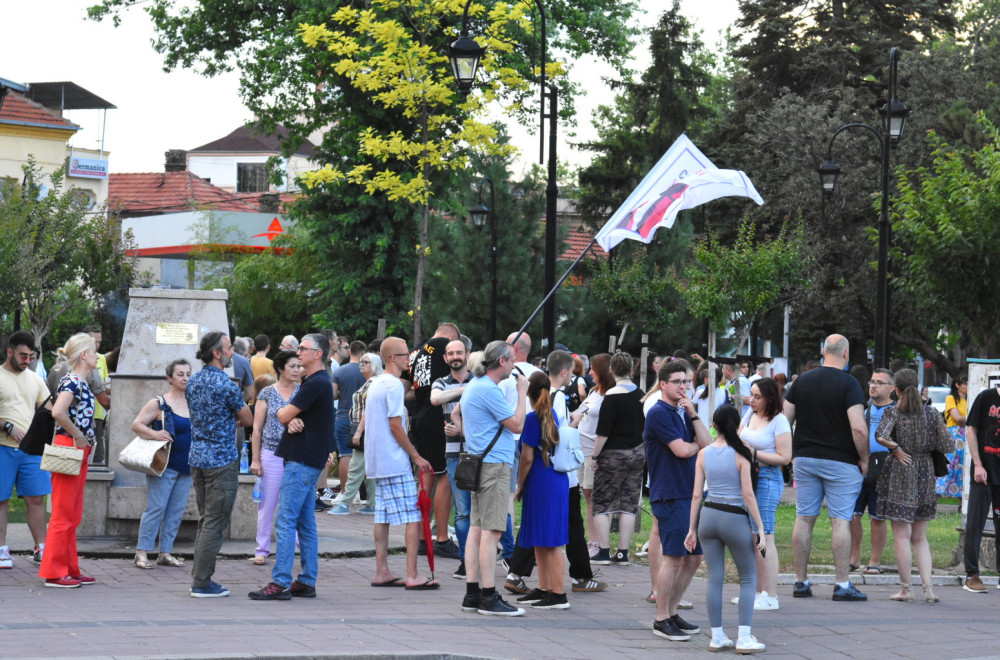 Sami blokaderi počeli da postavljaju pitanja: Ko upravlja studentskom listom i čija je ovo predstava?