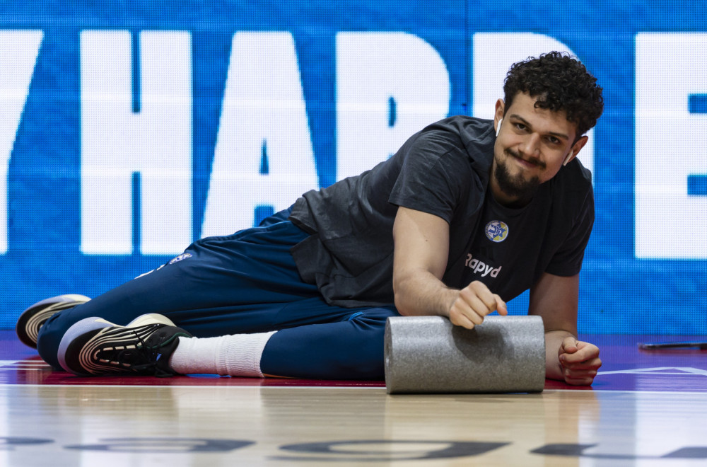 Uroš Trifunović prelomio