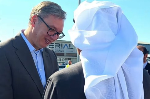 Vučić ispratio šeika bin Zajeda: Rastanak sa prijateljem; Razgovarao i sa Dejnom Vajtom o UFC događaju VIDEO