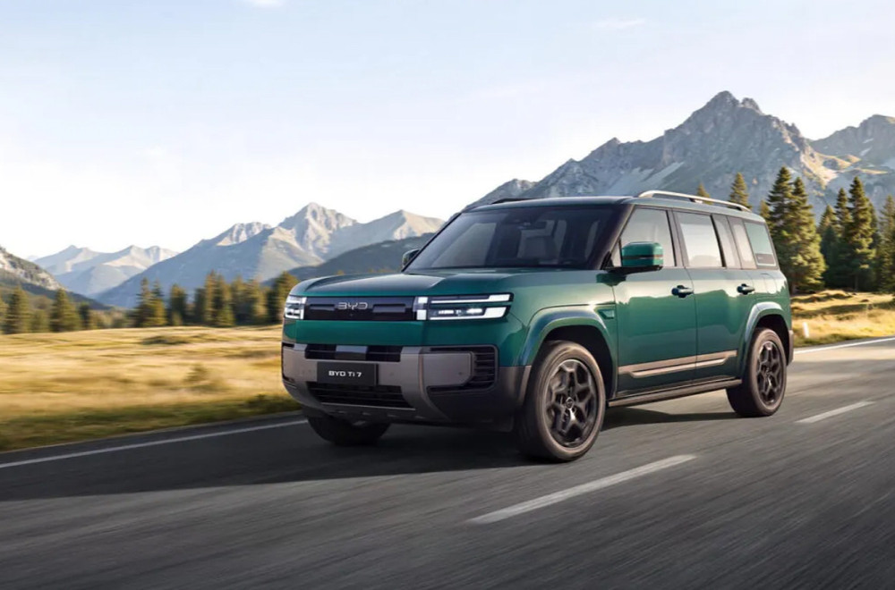 BYD izaziva Land Rover: Kineski SUV je skoro 20.000 evra jeftiniji od Defendera FOTO