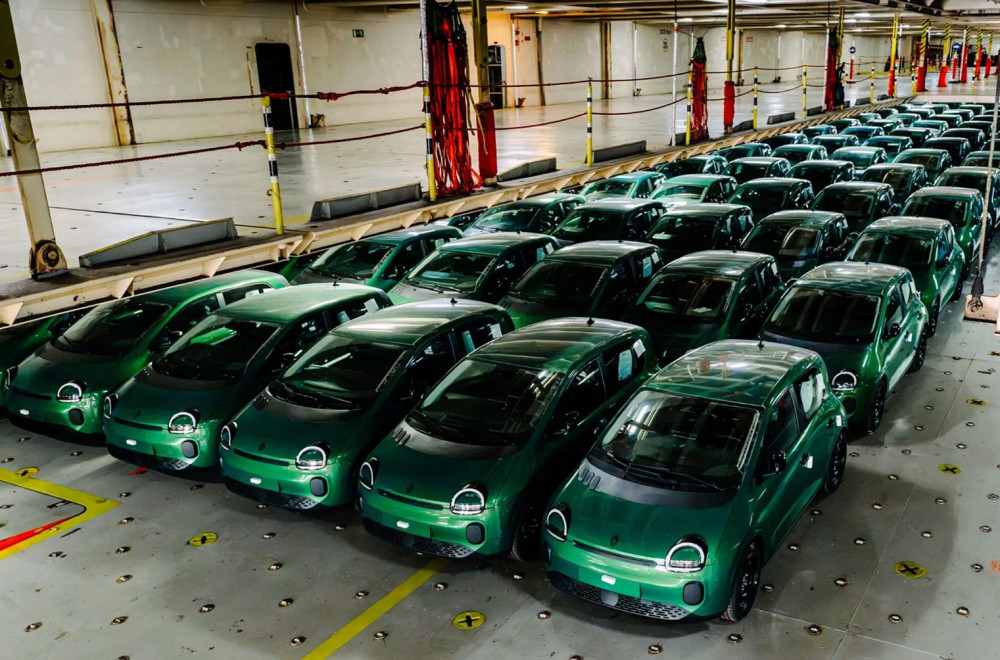 Renault napravio neobičan potez: Novi Twingo je već u salonima, ali ne i na putevima FOTO