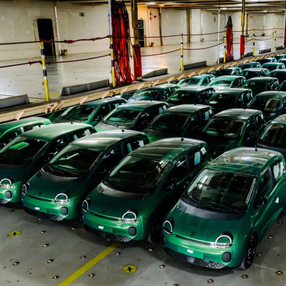 Renault napravio neobičan potez: Novi Twingo je već u salonima, ali ne i na putevima FOTO
