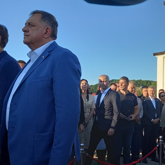 Vučić i Dodik na obeležavanju slave hrama u Sitnici FOTO