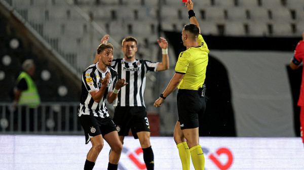 Šok u Humskoj – Partizan od 14' sa desetoricom!