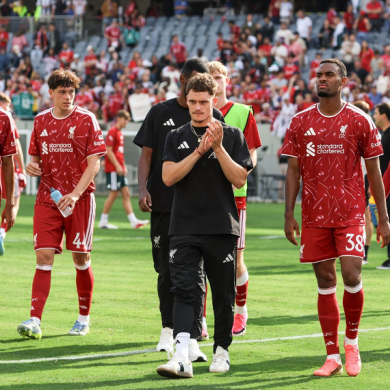 Stresno na Enfildu: Liverpul poveo 2:0, pa se raspao VIDEO