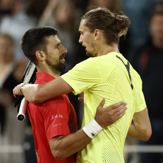 Zverev: "Đoković ima više od 400 miliona – mislite da ga je briga?"