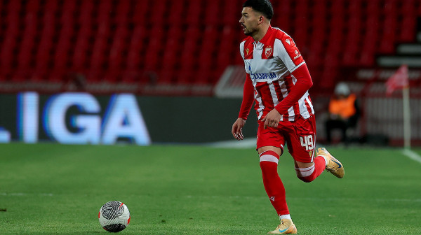 Najtrofejniji klub Indonezije želi Radonjića