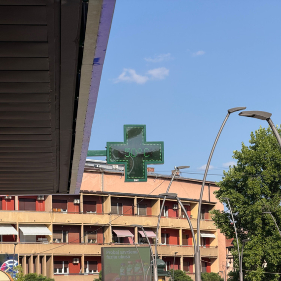 Gore nebo i zemlja; U ovom gradu u Srbiji izmereno čak 50 stepeni! FOTO