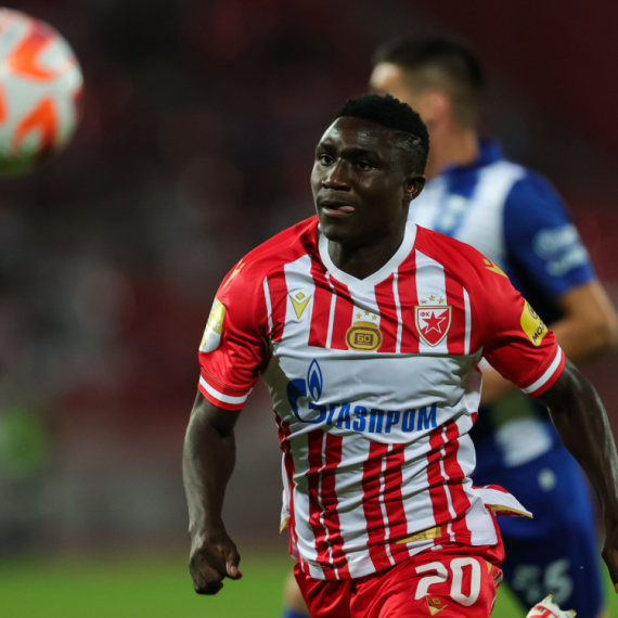 Transfer Kangve puni kasu Crvene zvezde