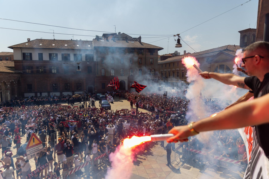Veličanstvena sahrana Franka Barezija FOTO