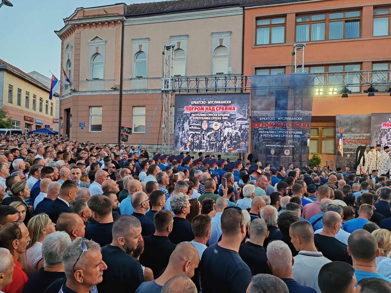 Srbija i RS obeležile godišnjicu Oluje; Govorili patrijarh, Knežević i Dodik; Na kraju se obratio Vučić FOTO