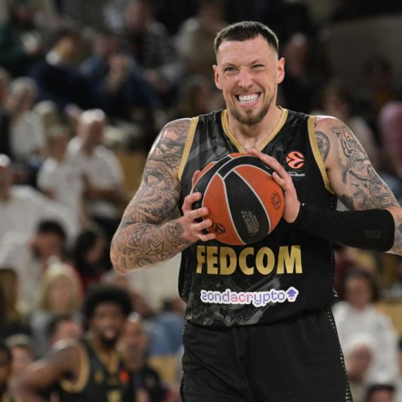 Evroligaš obezbedio šetača pasa – stiže svetski i evropski šampion